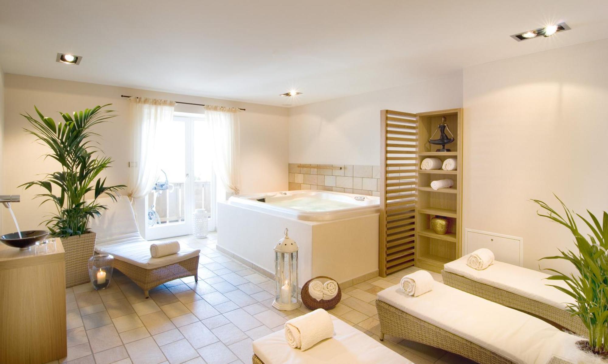 Hotel Kronsbuehel Tirolo Ngoại thất bức ảnh